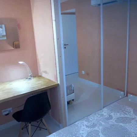 Du Chateau Guest house 4*